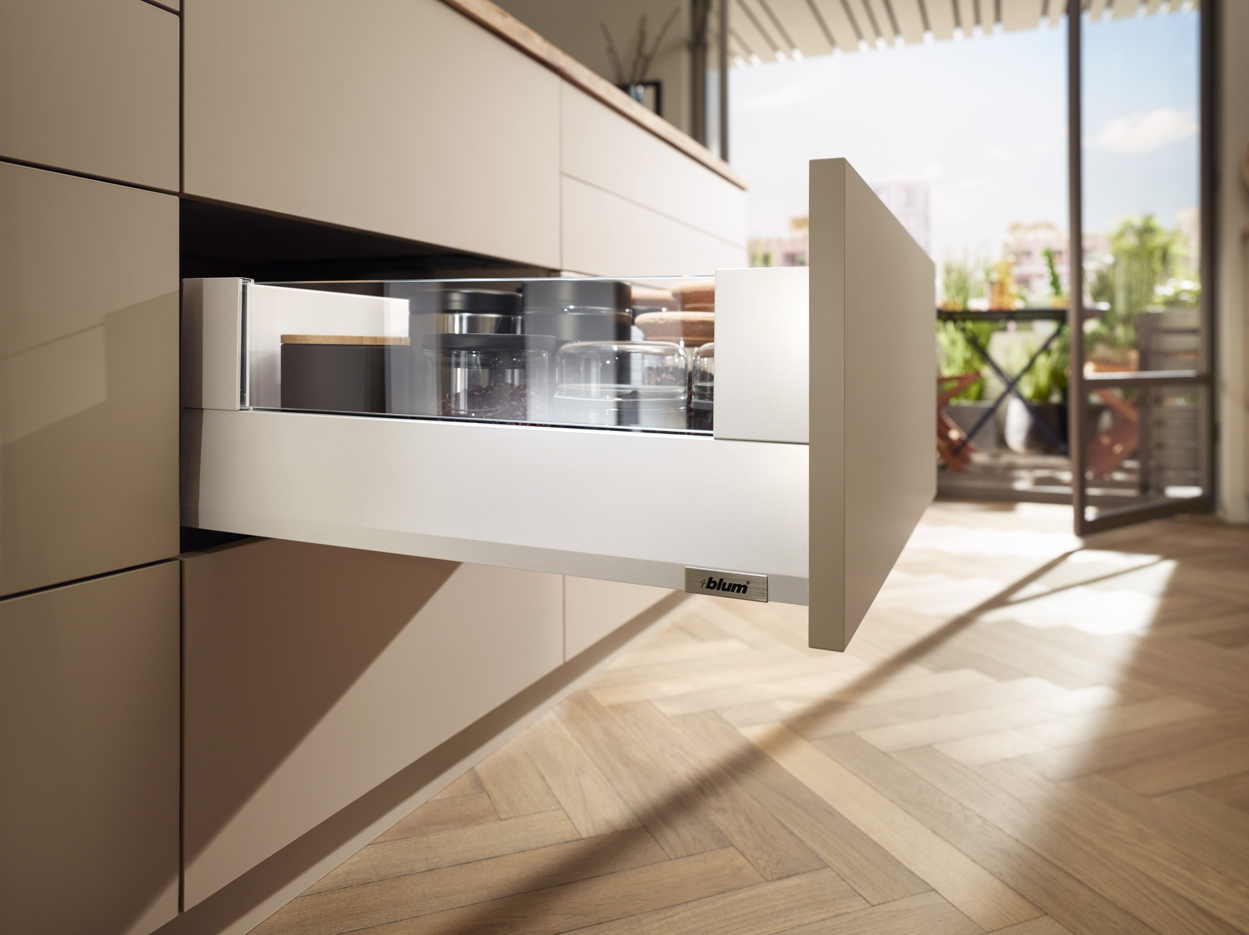 me692404_aa_fot_fo_bau_$sall_$amc_$v1 MERIVOBOX E-BOXCOVER 500mm (SW Белый шелк) — изображение 1